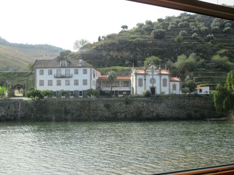 Douro Vinhateiro (Régua e Pinhão)